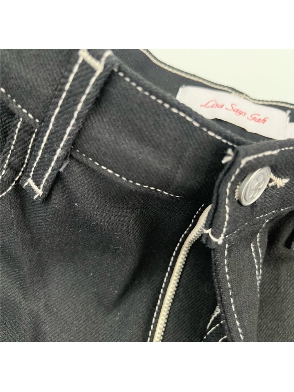 Lisa Says Gah Embroidered Shorts Black Denim NEW - Picture 4 of 7